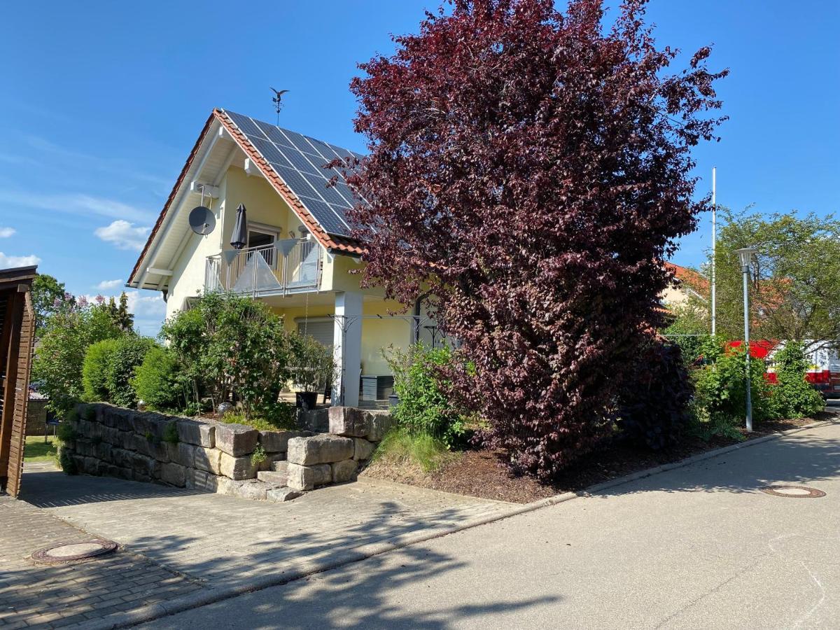 Ferienwohnung Messmer Mit Terrasse Heiligenberg Bagian luar foto