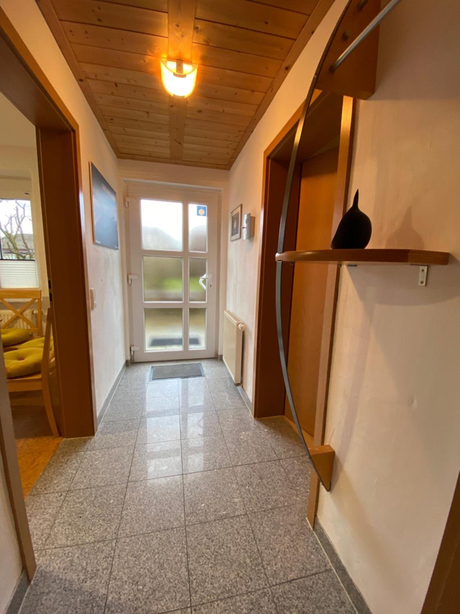 Ferienwohnung Messmer Mit Terrasse Heiligenberg Bagian luar foto