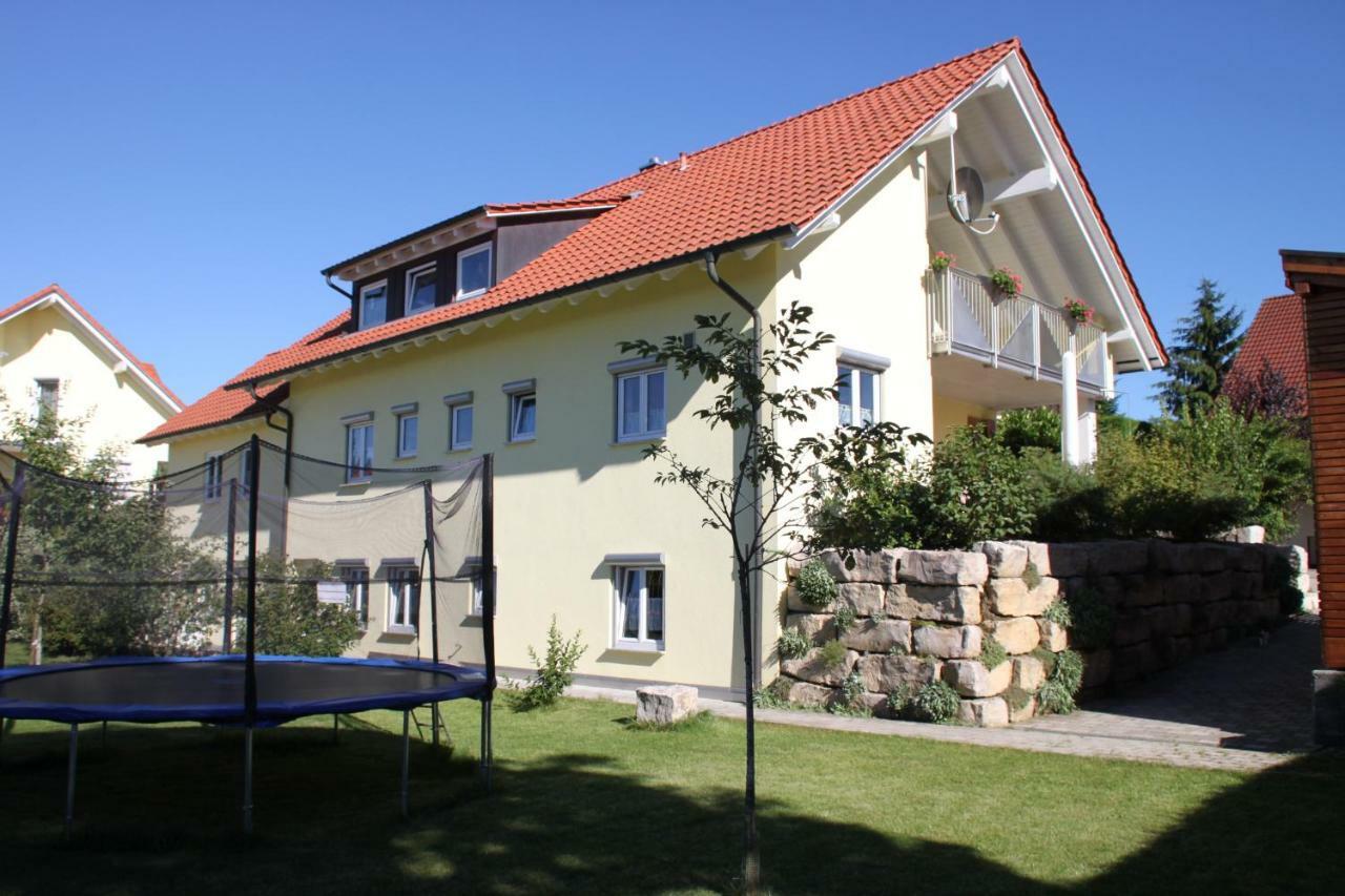 Ferienwohnung Messmer Mit Terrasse Heiligenberg Bagian luar foto